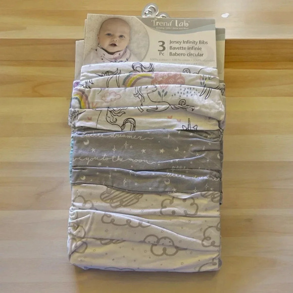 NWT Baby Unisex Trend Lab® Unicorn Dreamer 3pk. Infinity Bib Set - Picture 2 of 3